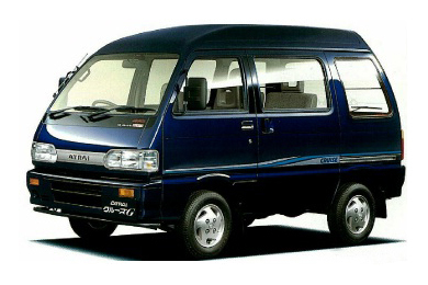 「ダイハツ・アトレー」
	軽商用車の「ハイゼット」をベースとした、1BOXの乗用モデル。本作に登場するのは1986年にデビューした2代目であり、排気量が660ccとなった1990年の軽自動車規格の変更をはさみ、1994年まで販売された。