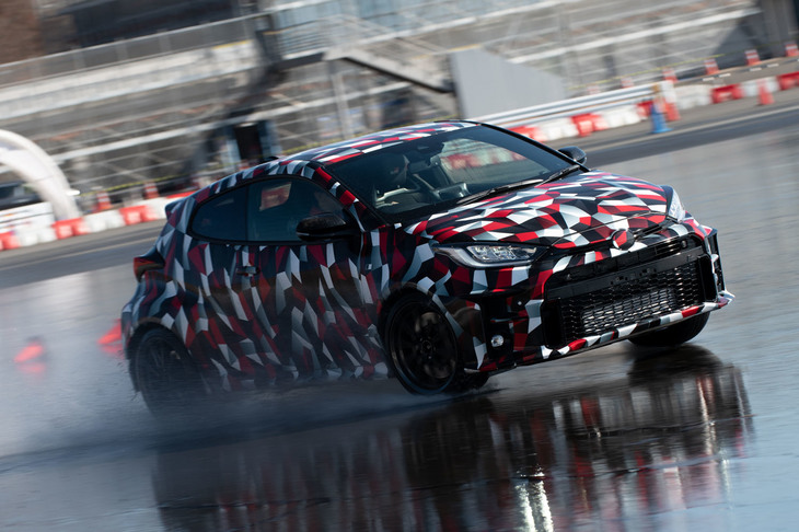 「トヨタGRヤリス」（写真はプロトタイプ）は、東京オートサロン2020でのお披露目が予定されている。