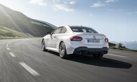 新型「BMW 2シリーズ クーペ」発売　FRの駆動方式を継承の画像