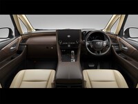 トヨタが「アルファード」「ヴェルファイア」にプラグインハイブリッドモデルを追加設定の画像