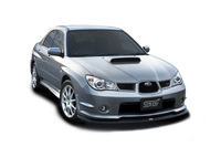 「スバル・インプレッサWRX STi」
	1992年に「レガシィ」よりも小型のモデルとして登場した。WRCに参戦しており、高性能モデルには「WRX」の名が与えられた。映画に登場するのは2代目モデルで、STIが手を加えたバージョンである。
