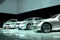 開業目前の「レクサス」、新型「GS」「SC」「IS」を発表の画像