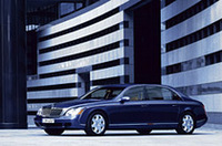 「マイバッハ」価格改定の画像