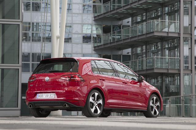 フォルクスワーゲン　ゴルフGTI 試乗】新型 フォルクスワーゲン ゴルフ GTI｜高級スポーツハッチ最良の