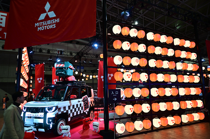 三菱ブースの様子。