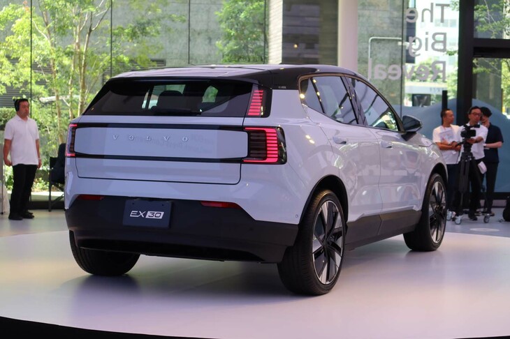 ボルボEX30ウルトラ シングルモーター エクステンデッドレンジ