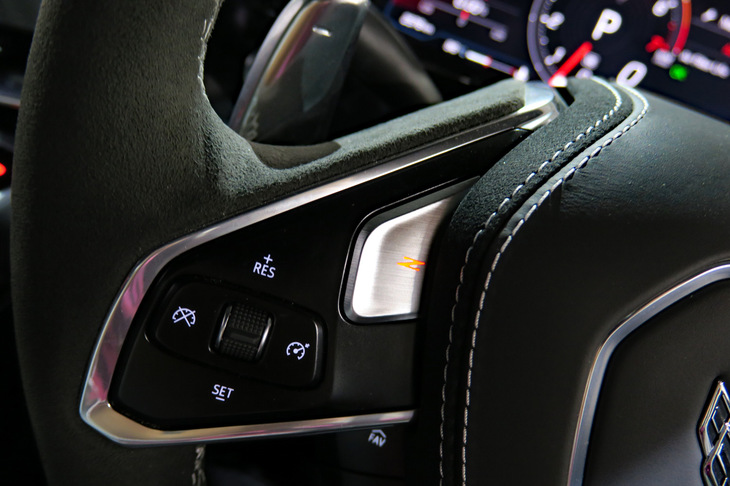 シボレー・コルベット3LT（ステアリングスイッチ）