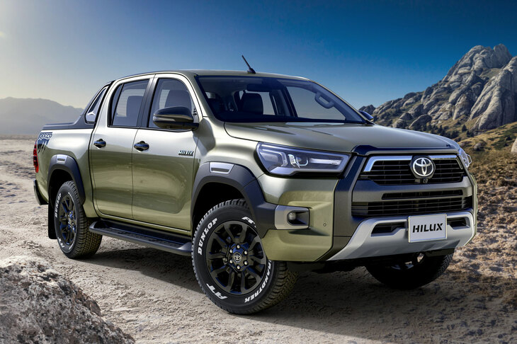 トヨタ・ハイラックスZ“Revo ROCCO Edition”