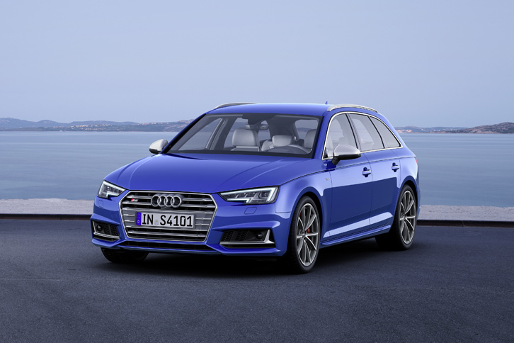 アウディS4アバント（エクステリア）