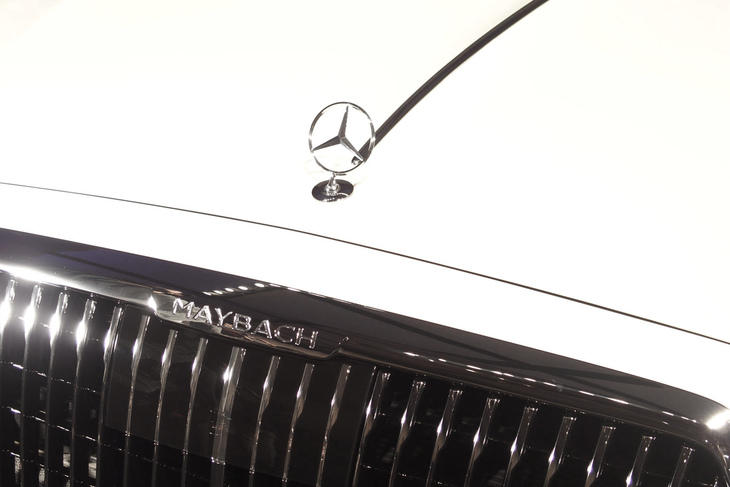 メルセデス・マイバッハSクラス（エンブレム）