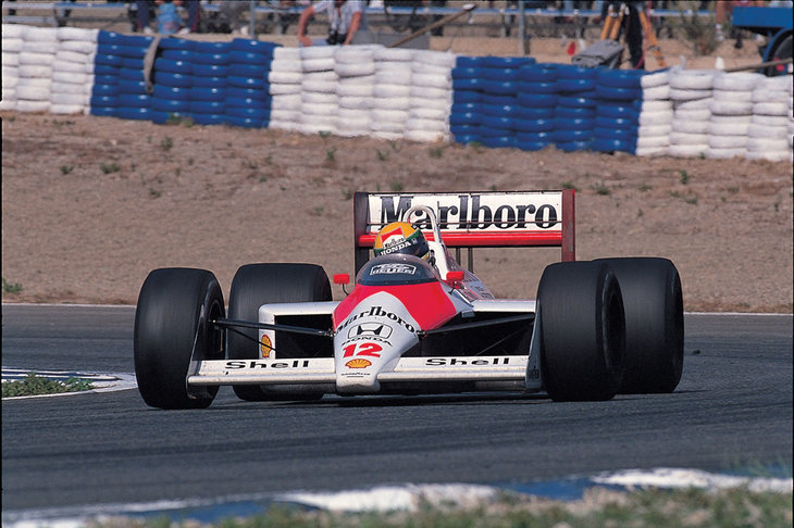 1988年は16戦中15勝とマクラーレンが他を圧倒。アイルトン・セナがドライバーズチャンピオンに輝いた。