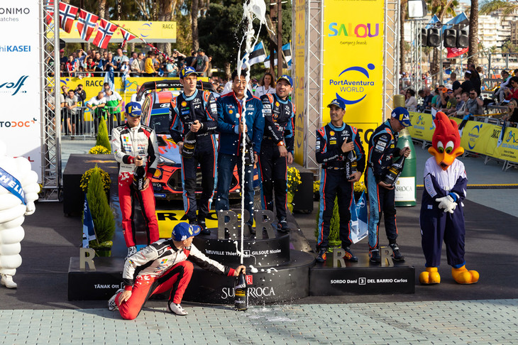 タナックって意外とおちゃめなところもあるんですよ。