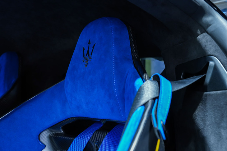 マセラティGT2ストラダーレ（シート）