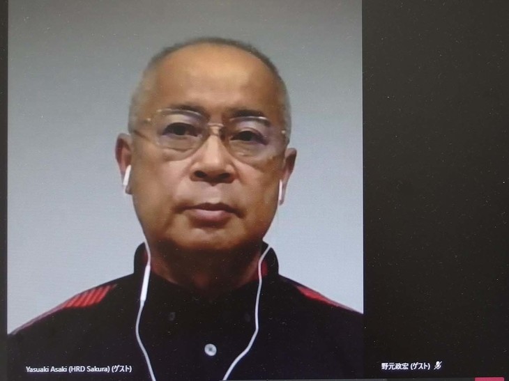 本田技術研究所HRD Sakuraのセンター長であり、F1プロジェクトの責任者も務める浅木泰昭氏。「メルセデスは過去の問題点を解消しているだろうが、こちらとしても昨シーズンの優位性を持って戦っていきたい」と語った。