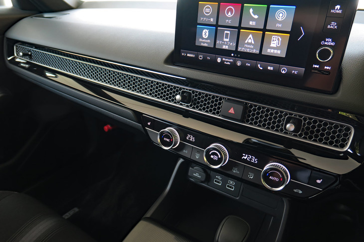 ホンダ・シビックLX（インストゥルメントパネルまわり）