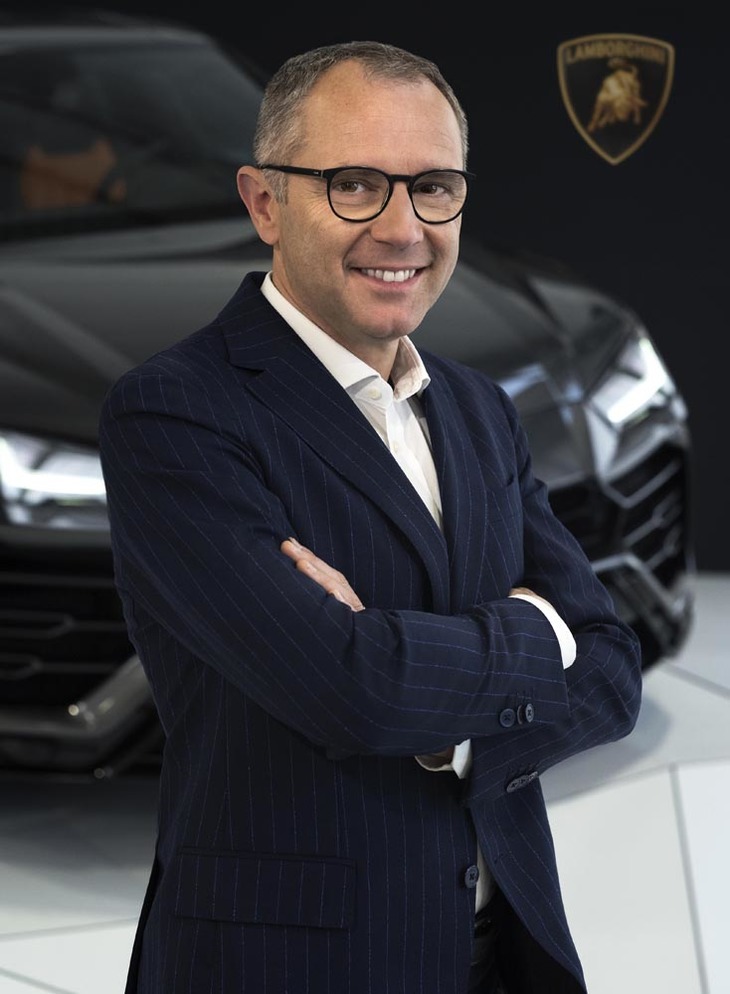 ニューモデル発表などの機会に、これまでもたびたび来日しているステファノ・ドメニカリ氏。海外渡航が可能になった際には、早く日本に行きたいという。