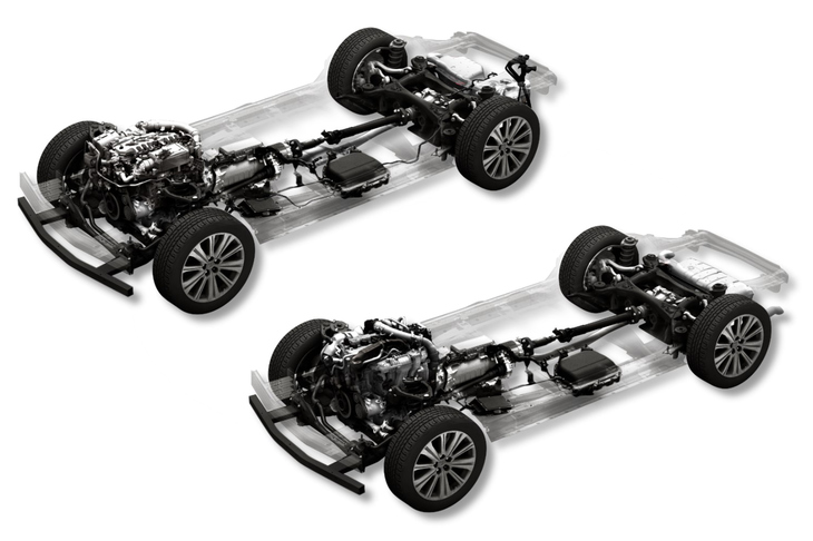 「ラージ商品群」の直6ディーゼル車（左上）と直6ガソリン車（右下）のプラットフォーム。床下に48V電源の電池が見える。