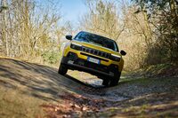 ステランティスが「ジープ・アベンジャー」の日本導入を発表の画像