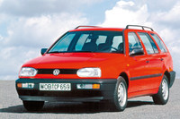 3代目「ゴルフ」に追加されたワゴンボディーの「ヴァリアント」。ゴルフの派生モデルとしては、“ゴルフ”の名を冠する「ゴルフ カブリオレ」や「ゴルフ ヴァリアント」の他にも、セダンの「ジェッタ」やクーペの「シロッコ」なども存在した。