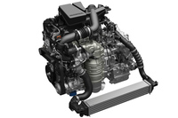 パワーユニットの種類は2つあるが、4WD車が選択できるのは1.5リッターターボ車だけだ。