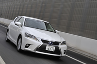 レクサスCT200h“バージョンL”