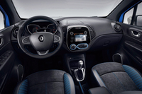 ブルーの特別な「ルノー・キャプチャー」限定発売の画像