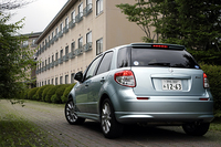 スズキSX4 1.5XG（FF/4AT）／2.0S（4WD/4AT）【試乗記】の画像