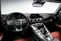 「メルセデスAMG GT S」のインテリア。