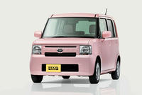 「トヨタ・ピクシススペース」