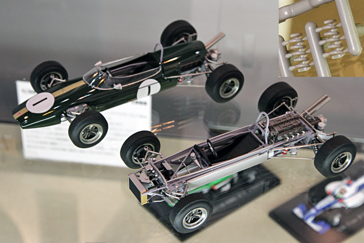 エブロからリリース予定の1/20「ブラバムBT18ホンダF2」。1966年シーズン全12戦のうち開幕から11連勝（最終戦は2位）という圧倒的な強さで王座に就いたが、モデルカーとは無縁だった1000cc規格時代のF2マシン。サスペンションのコイルスプリングもモールド部品であることに注目（写真右上）。価格は6800円。