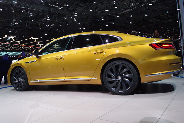 フォルクスワーゲン・アルテオンRライン