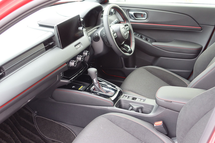 ホンダ・ヴェゼルe：HEV RS（インテリア）