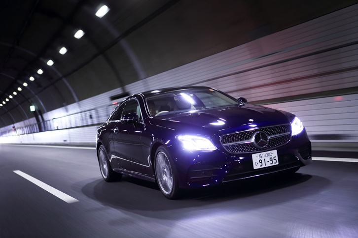 メルセデス・ベンツE400 4MATICクーペ スポーツ