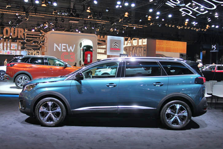 プジョー5008（エクステリア）