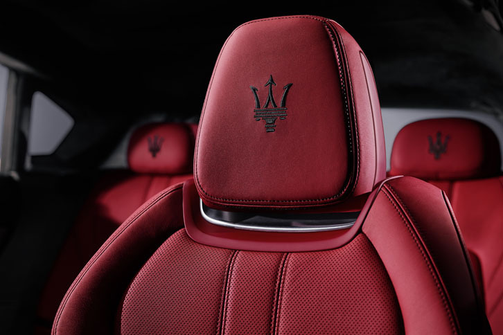 マセラティ・レヴァンテ