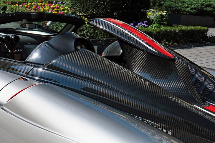 パガーニ・ウアイラ ロードスターBC（リアカウルとエアインテーク）