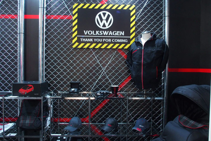 純正グッズ「GTIコレクション」の販売コーナーの様子。