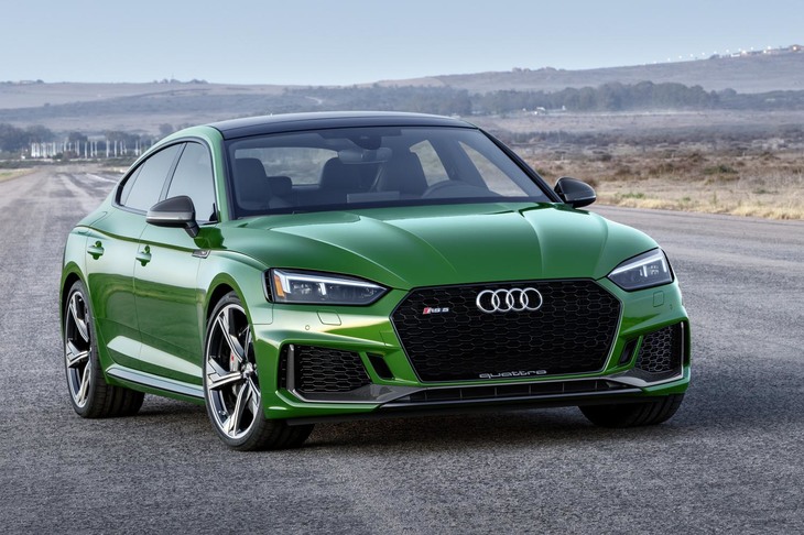 アウディRS 5スポーツバック（写真は欧州仕様車）