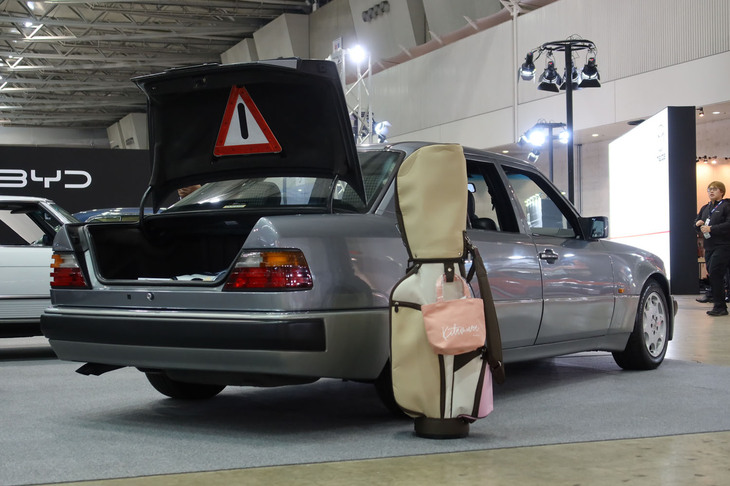 メルセデス・ベンツ500E（1992年）