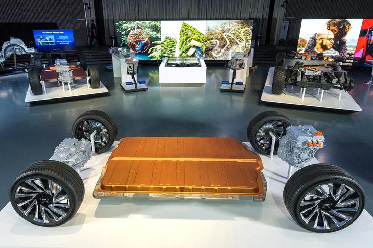 新開発されたEVプラットフォームは、モジュラー駆動システムと大容量のバッテリーで構成される。