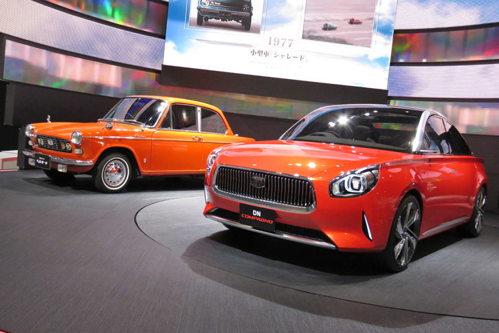 「ダイハツDNコンパーノ」とモチーフとなった1968年デビューの「コンパーノ」。