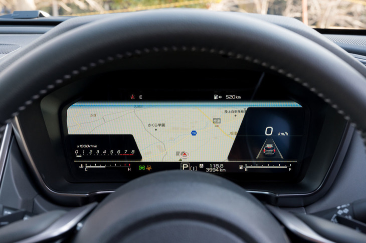 12.3インチのフル液晶メーター。車速などの走行情報や、運転支援システムの作動状態および周辺認識の情報などに加え、カーナビの地図画面を表示することもできる。