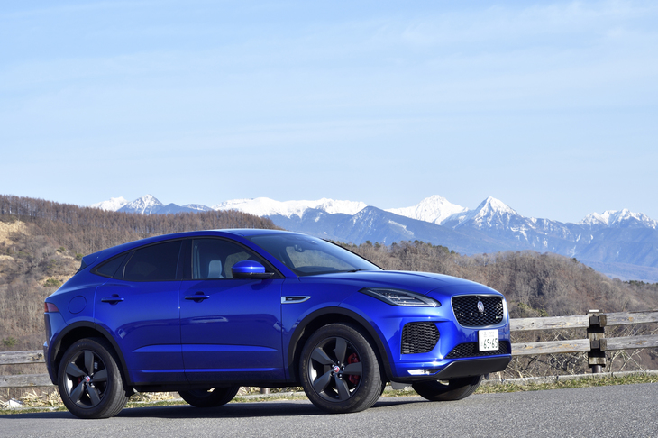 世界中のメーカーから続々と新型車が投入されるコンパクトSUV。「ジャガーEペース」（写真）のほか、最新の注目モデル5台の試乗記を掲載しています。