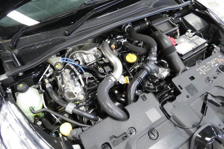 ルノー・ルーテシア ルノースポール18（エンジン）