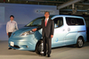 日産、商用EVのe-NV200をデリバリー開始