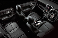 「フィアット500X」に都会的でモダンな限定車登場の画像