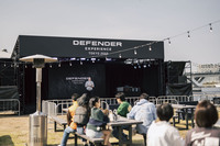 初日の午前中に行われた「ディフェンダー」オーナー限定のミーティング「DEFENDER ＆ BREAKFAST」の様子。