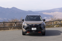 2025年の「エクストレイル」のマイナーチェンジで追加設定された「ロッククリーク」。もともと北米で人気を博していたモデルを日本向けに最適化して販売している。