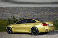 ボディーのCd値はM3／M4とも0.34と発表されている。