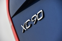 初代「XC90」のデビューは2002年のことなので、今回の2代目は、実に12年ぶりに登場した新型となる。